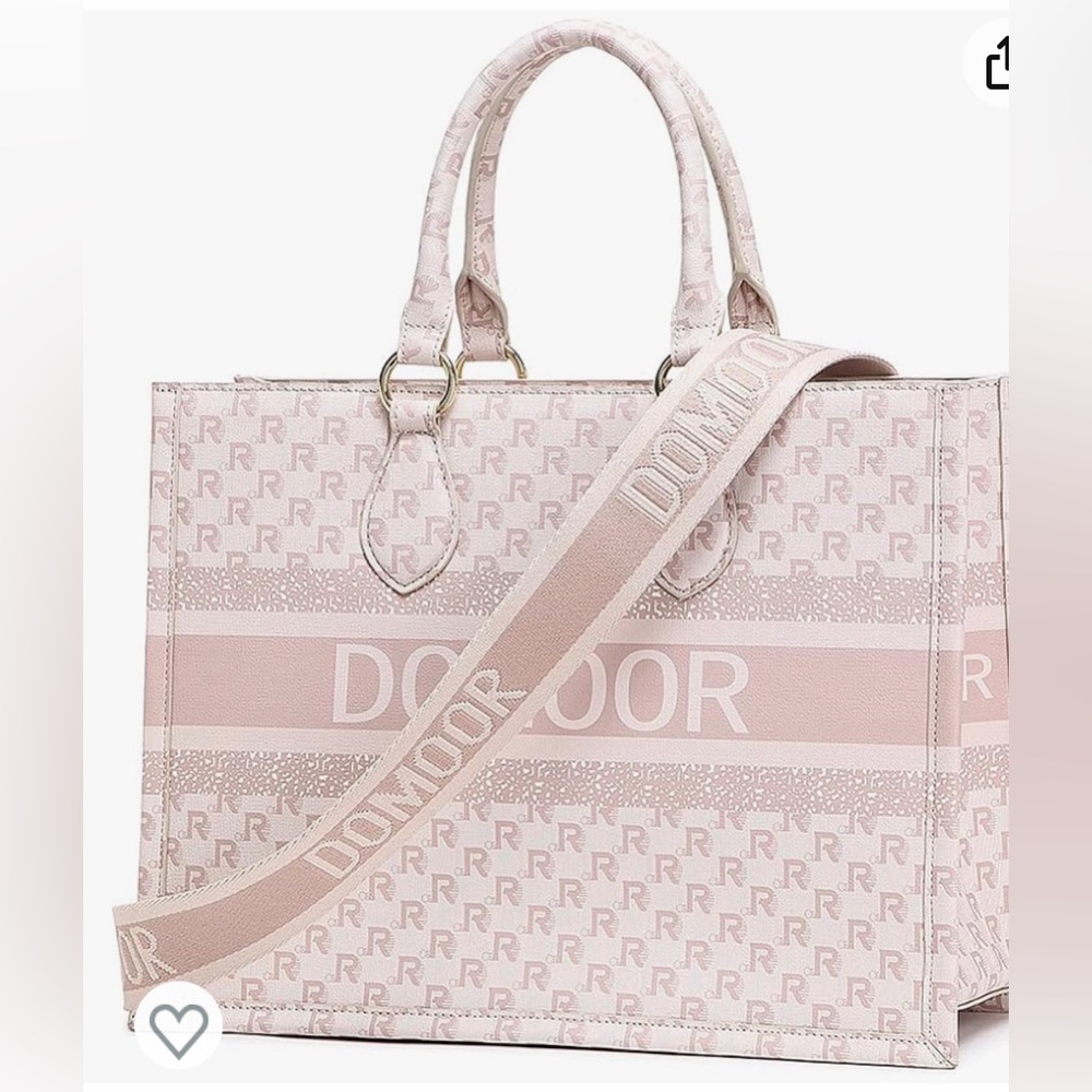 DOMOOR designer tote bag. NWT. Includes cover bag and strap.
